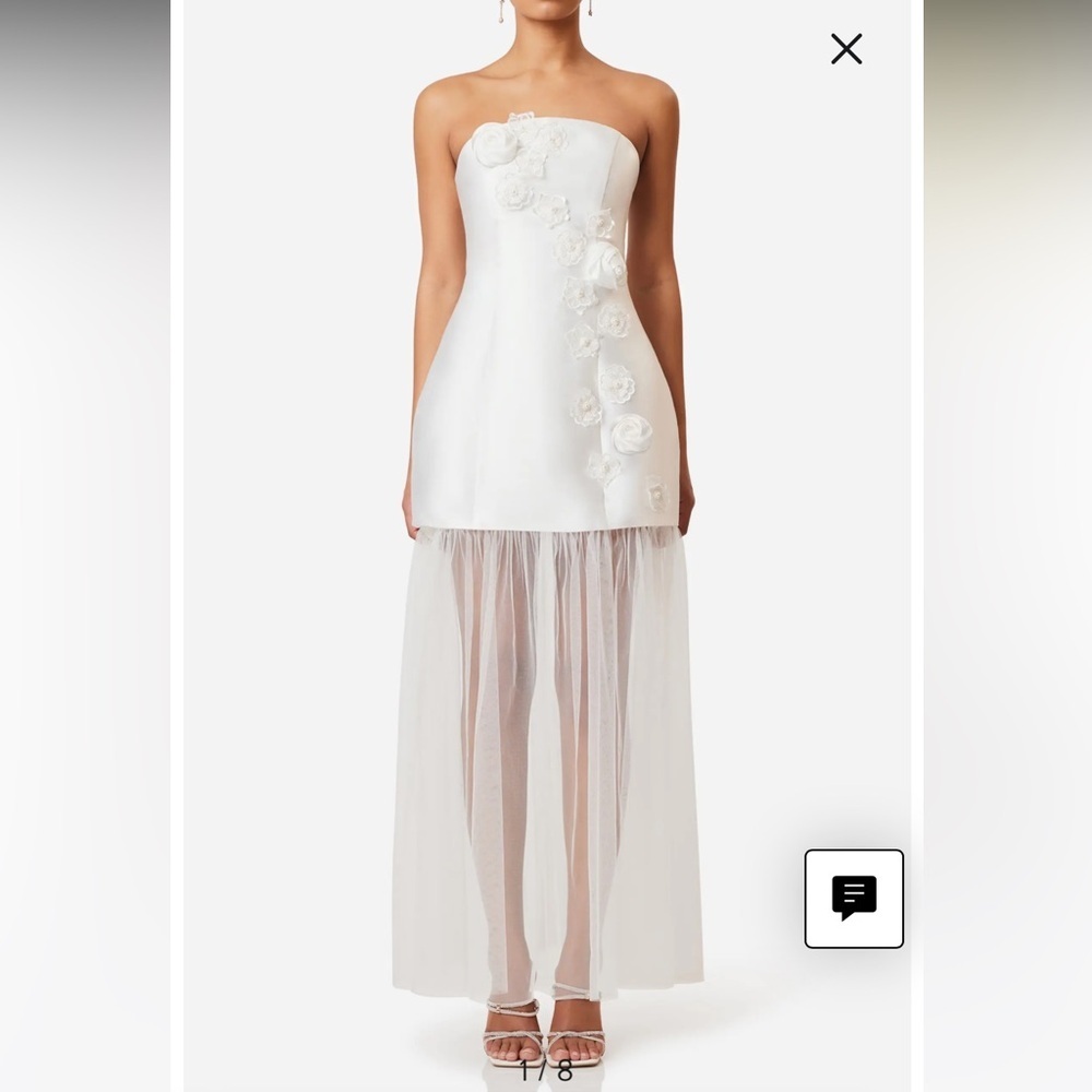 Elliatt Oleander Floral Appliqué Strapless Cocktail Removable Sheer Maxi Skirt